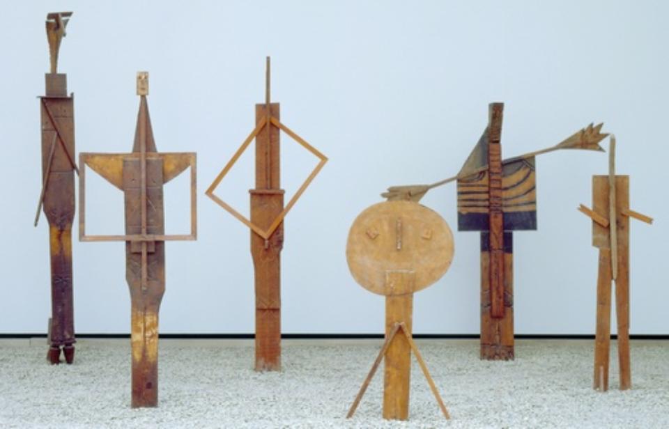 3686131344C04B3FA46363AF8206D097