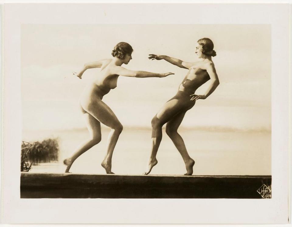 46C6919DEF68400BA40657AE408BA96E