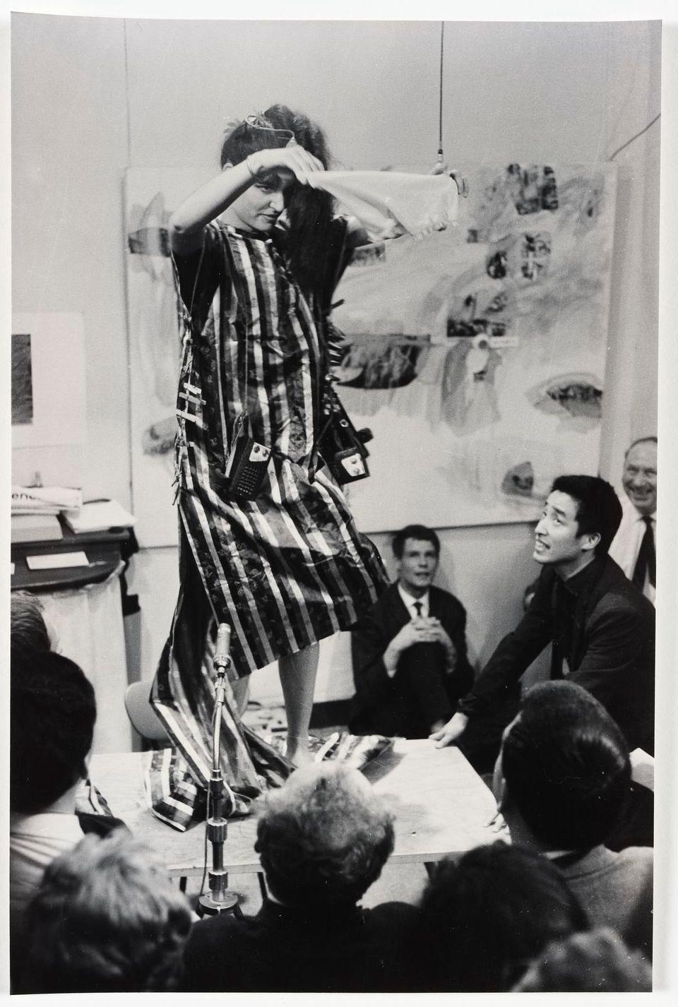 53CB2D9844F34C92BB7E52BD7091D52F