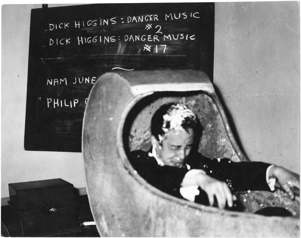 DD7CAB457BE34C9DA350A143D71DF96C