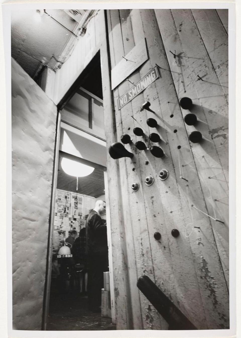 F6F851DB6AE7440081F5D87BA5AF83B6